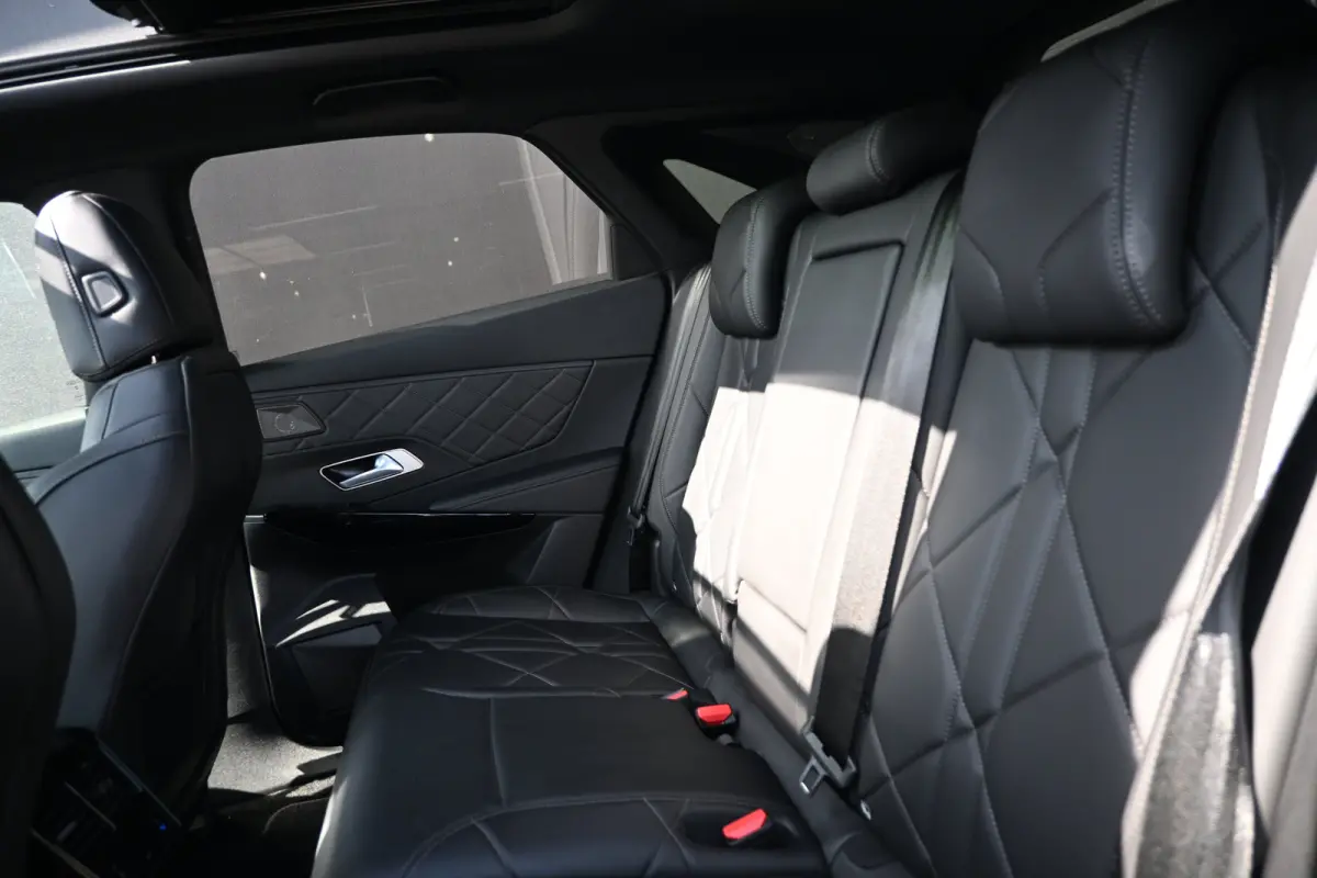 1.6 PHEV 300 4x4 Pallas | Schuif-/Kanteldak | Vol-Leder | Navigatie | Achteruitrijcamera | Elektr. Stoelen | Stoel/Stuurverwarming | !!