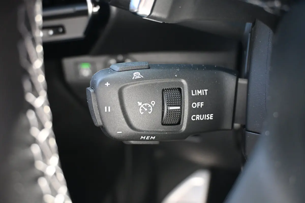 1.6 PHEV 300 4x4 Pallas | Schuif-/Kanteldak | Vol-Leder | Navigatie | Achteruitrijcamera | Elektr. Stoelen | Stoel/Stuurverwarming | !!