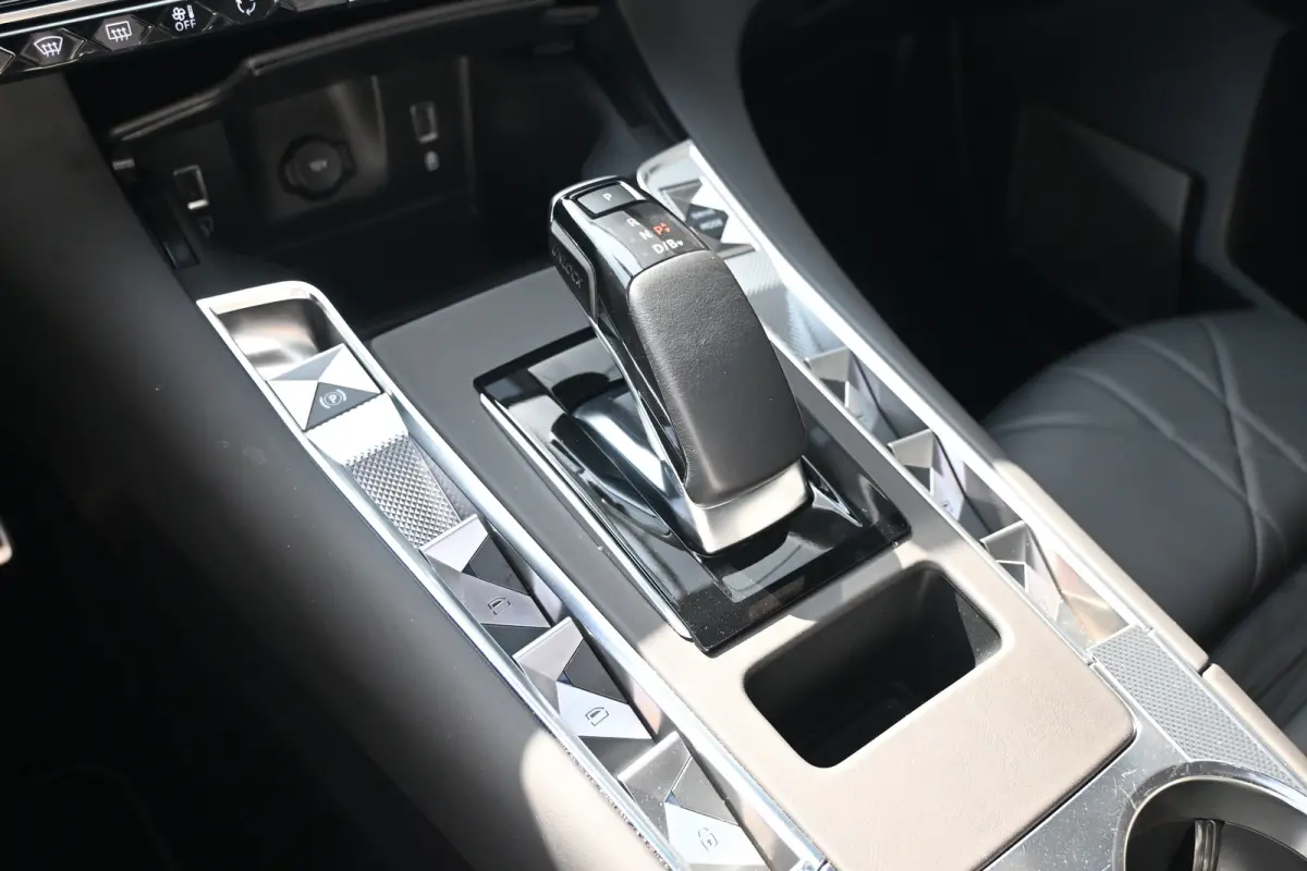 1.6 PHEV 300 4x4 Pallas | Schuif-/Kanteldak | Vol-Leder | Navigatie | Achteruitrijcamera | Elektr. Stoelen | Stoel/Stuurverwarming | !!