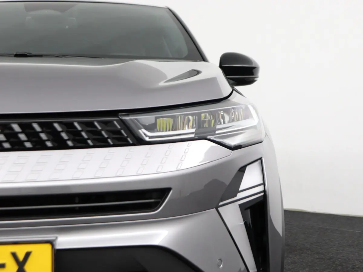 techno full hybrid E-Tech 160 | Google Navigatie | Parkeercamera | Climate Control |