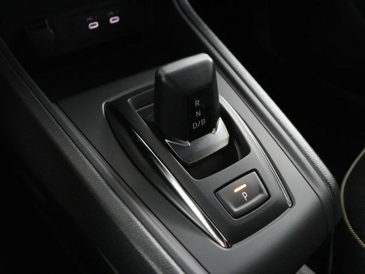 techno full hybrid E-Tech 160 | Google Navigatie | Parkeercamera | Climate Control |