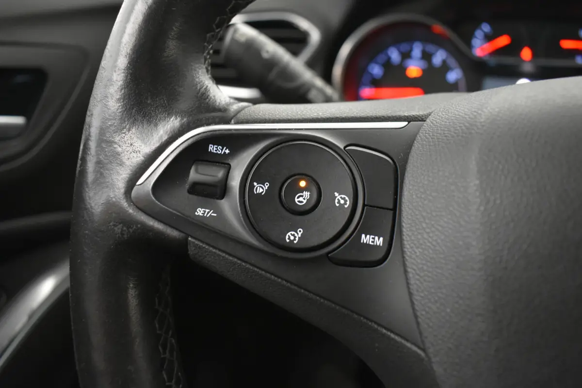 1.2 Turbo Innovation 130Pk Carplay Navi EL aKlep Stoel verwarming