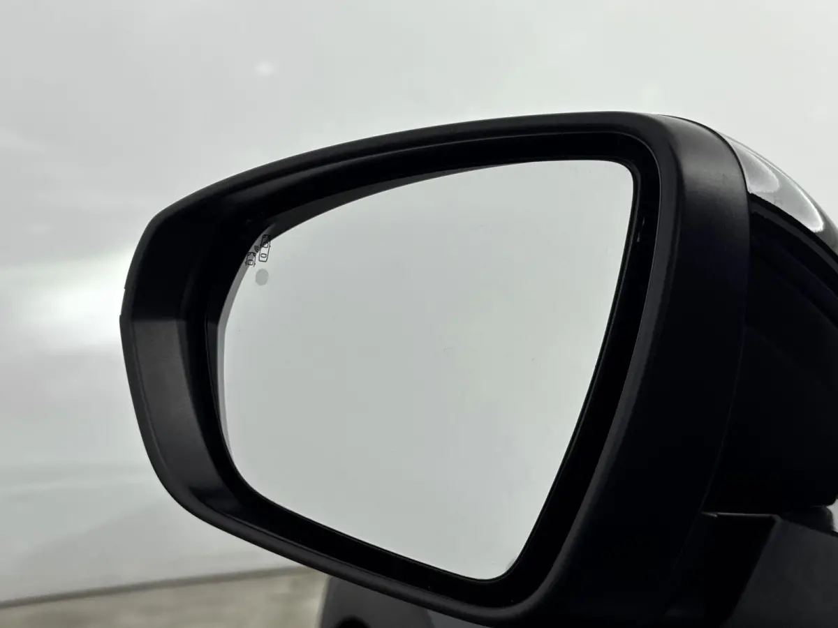 SUV 300 pk HYbrid4 Allure | Accu 92% | Trekhaak afneembaar | Navigatie | Carplay | Camera | Dodehoekbewaking | Stoelverwarming voor