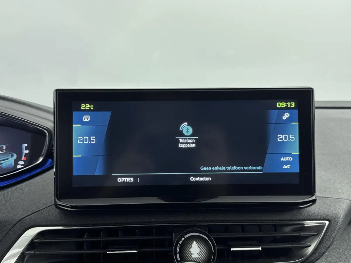 SUV 300 pk HYbrid4 Allure | Accu 92% | Trekhaak afneembaar | Navigatie | Carplay | Camera | Dodehoekbewaking | Stoelverwarming voor