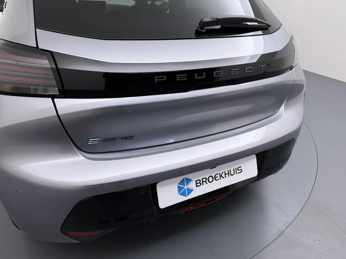 Allure | Elektrische parkeerrem | Elektrische parkeerrem | Extra getinte achterste zijruiten en achterruit