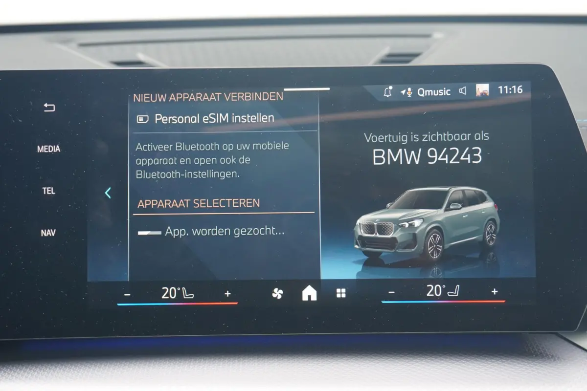 eDrive20 | M Sportpakket | Panoramadak | Harman-Kardon | Driving Assistant Plus | Trekhaak