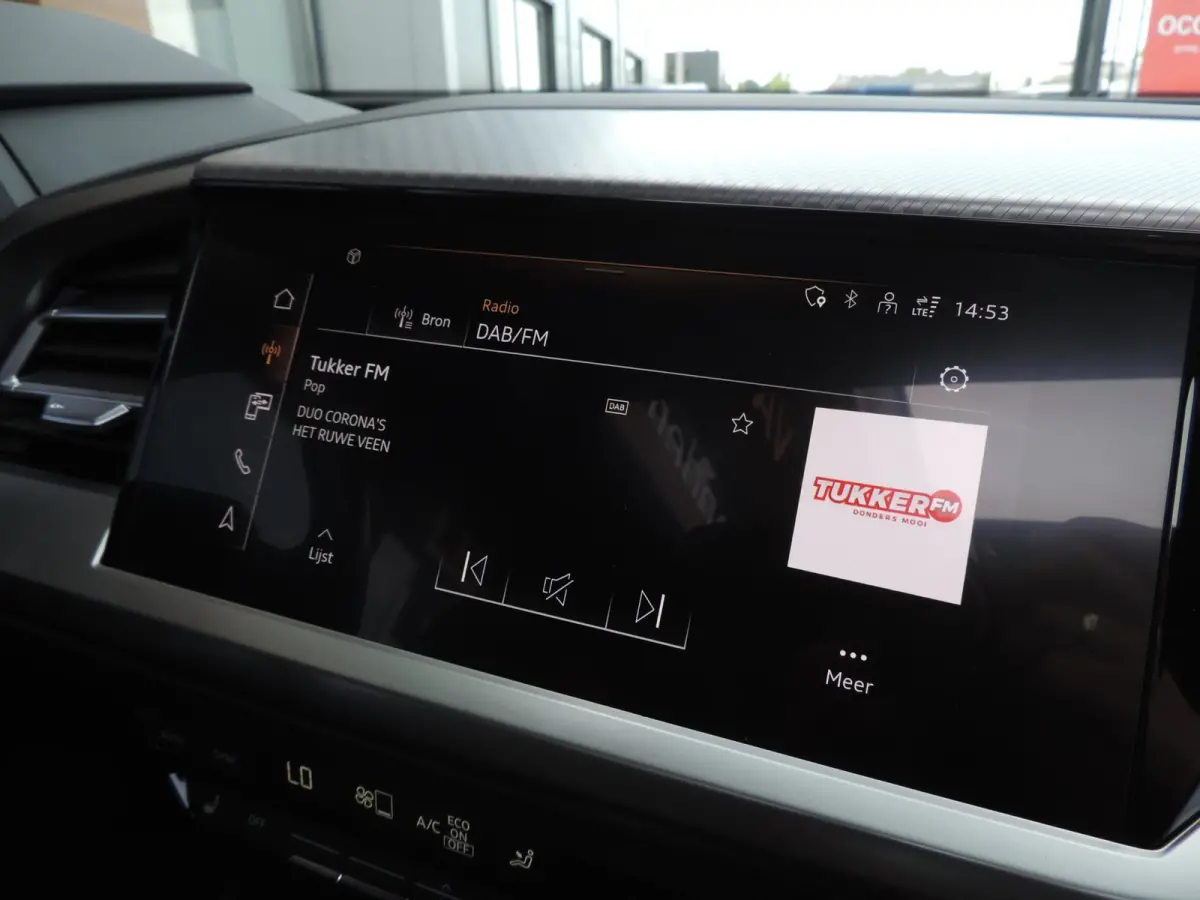 35 Launch edition Advanced Plus 55 kWh 63.000km | SOH 89.51% | Panodak | ECC | LED kopl | ACC | Stoelverw | Camera