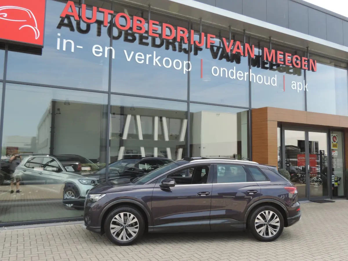 35 Launch edition Advanced Plus 55 kWh 63.000km | SOH 89.51% | Panodak | ECC | LED kopl | ACC | Stoelverw | Camera