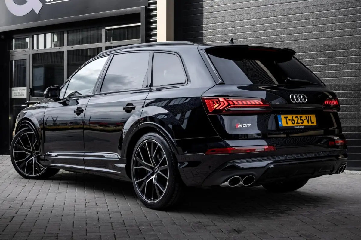 SQ7 4.0 TFSI Quattro 7-Zits | KERAMISCH | PANO | B&O | CARBON | ALCANTARA HEMEL