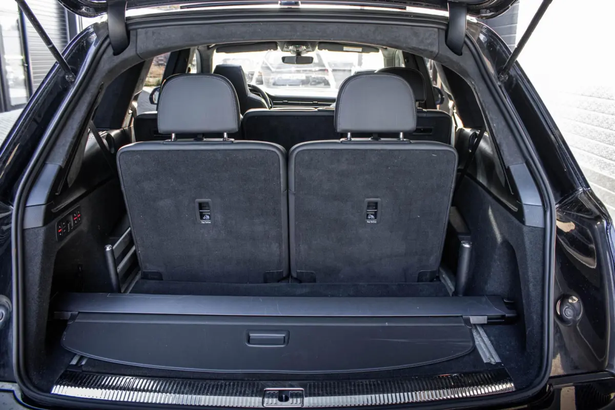 SQ7 4.0 TFSI Quattro 7-Zits | KERAMISCH | PANO | B&O | CARBON | ALCANTARA HEMEL
