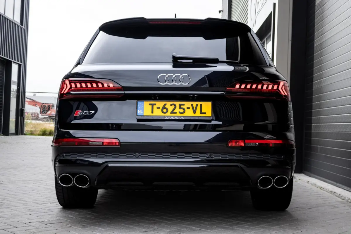 SQ7 4.0 TFSI Quattro 7-Zits | KERAMISCH | PANO | B&O | CARBON | ALCANTARA HEMEL