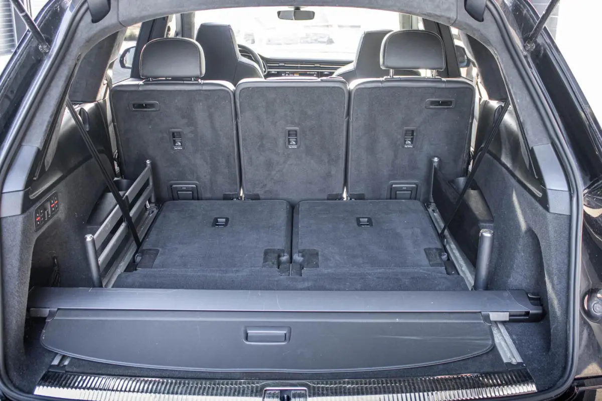 SQ7 4.0 TFSI Quattro 7-Zits | KERAMISCH | PANO | B&O | CARBON | ALCANTARA HEMEL