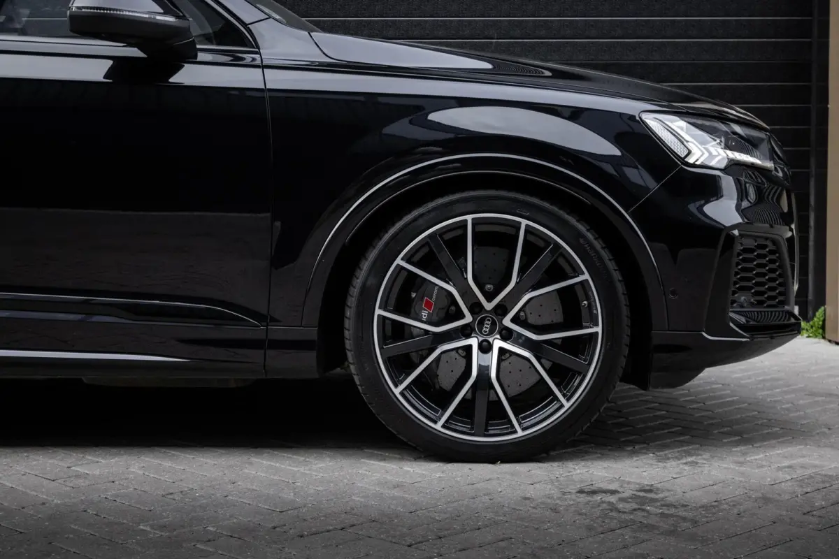 SQ7 4.0 TFSI Quattro 7-Zits | KERAMISCH | PANO | B&O | CARBON | ALCANTARA HEMEL