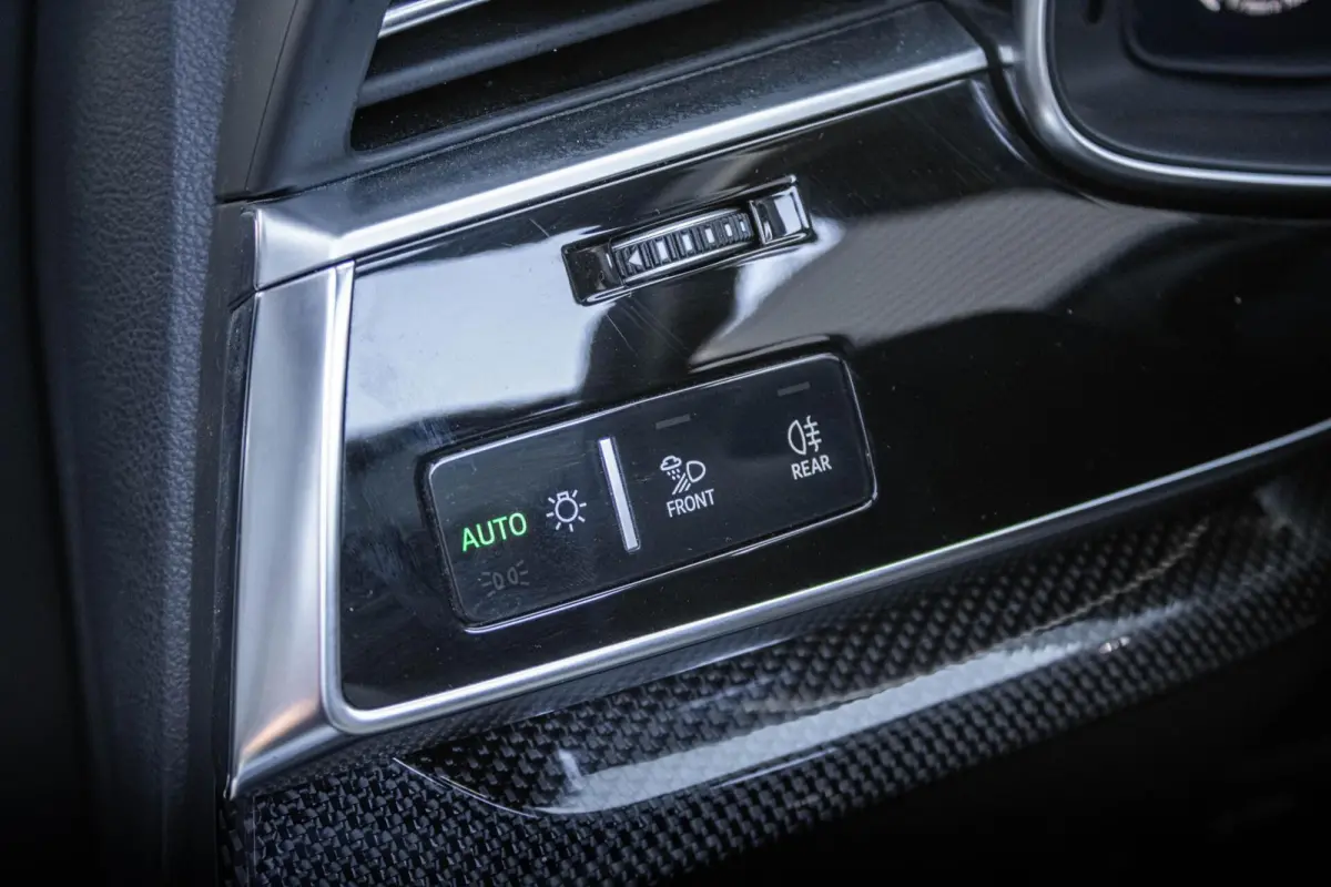 SQ7 4.0 TFSI Quattro 7-Zits | KERAMISCH | PANO | B&O | CARBON | ALCANTARA HEMEL