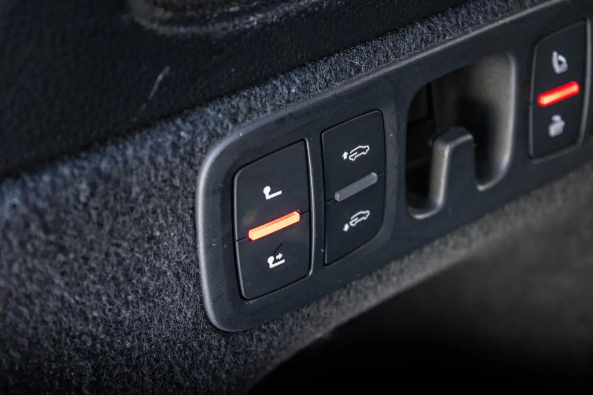 SQ7 4.0 TFSI Quattro 7-Zits | KERAMISCH | PANO | B&O | CARBON | ALCANTARA HEMEL