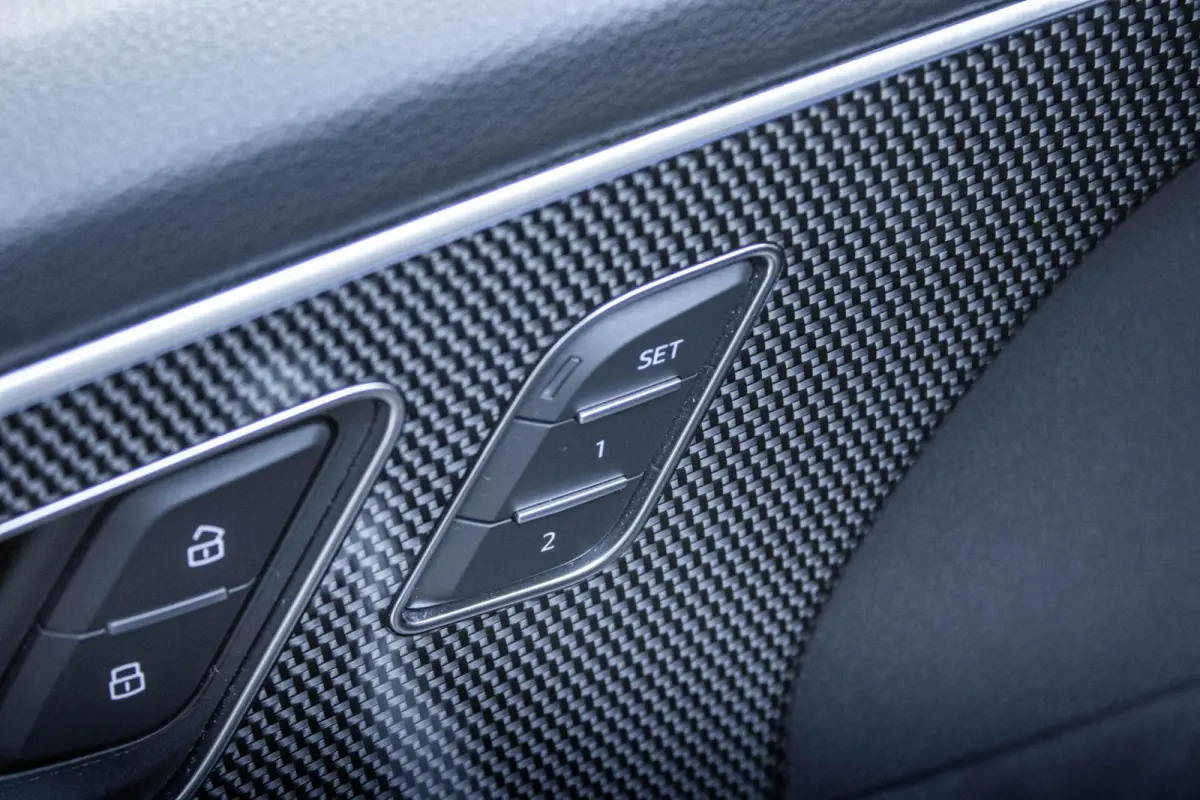 SQ7 4.0 TFSI Quattro 7-Zits | KERAMISCH | PANO | B&O | CARBON | ALCANTARA HEMEL