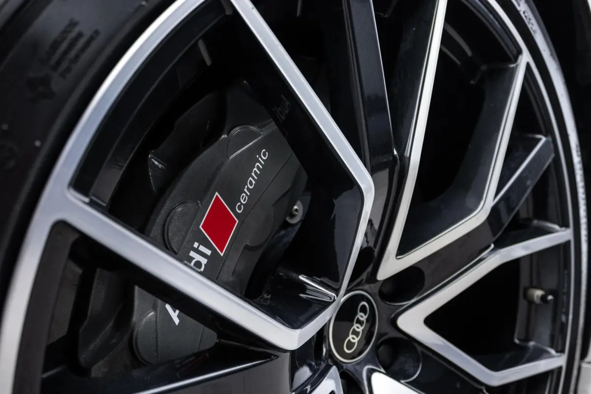 SQ7 4.0 TFSI Quattro 7-Zits | KERAMISCH | PANO | B&O | CARBON | ALCANTARA HEMEL