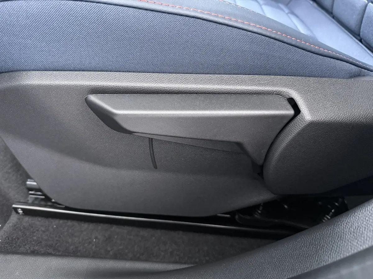 Turbo 100 COLLECTION | Cruise | Airco | PDC | Apple carplay/ android auto | Comfortstoelen |