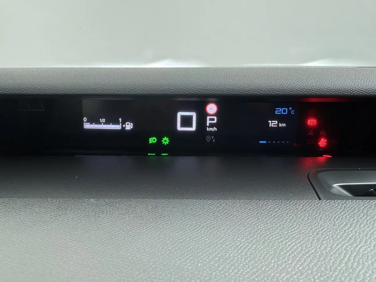 Turbo 100 COLLECTION | Cruise | Airco | PDC | Apple carplay/ android auto | Comfortstoelen |