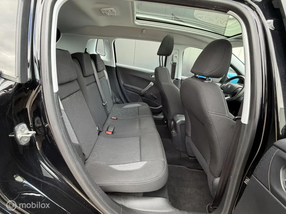 1.2 110PK Blue Lion | CARPLAY | TREKHAAK |