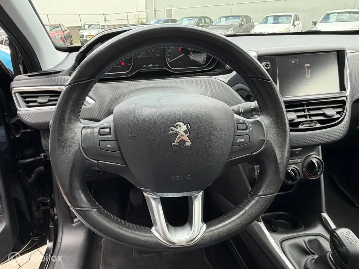 1.2 110PK Blue Lion | CARPLAY | TREKHAAK |
