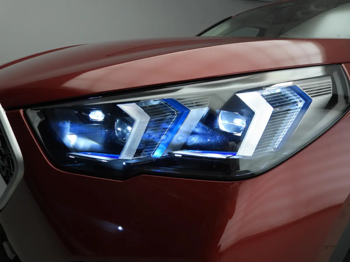 sDrive20i | LED | Navigatie | Stoelverwarming | Keyles go | DAB | Alu 20 inch