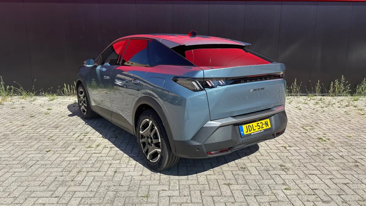 Allure | Advanced Active Safety Brake met camera en radar (Pack Safety Plus) | Climate Control | Elektrische parkeerrem