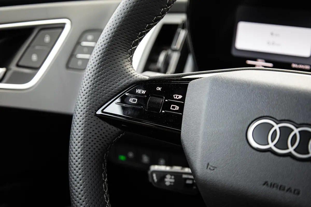S edition 340pk quattro performance 82 kWh | Panoramadak | Head-up | S-Line Interieur