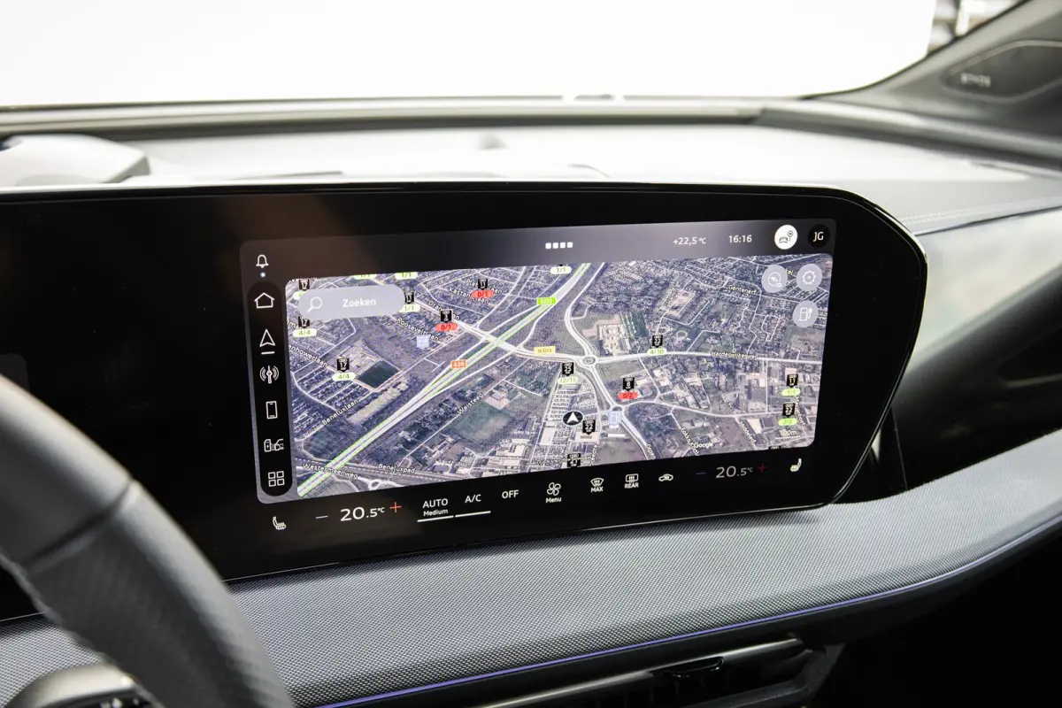 S edition 340pk quattro performance 82 kWh | Panoramadak | Head-up | S-Line Interieur