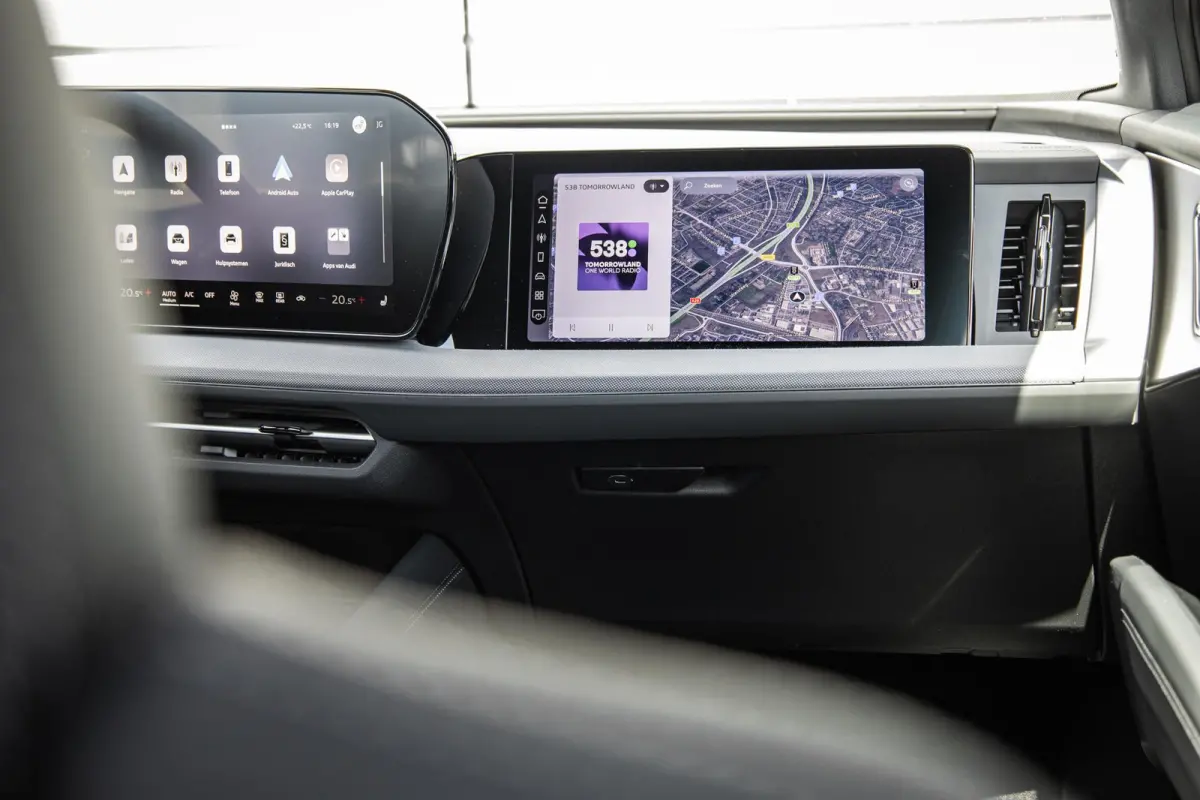 S edition 340pk quattro performance 82 kWh | Panoramadak | Head-up | S-Line Interieur