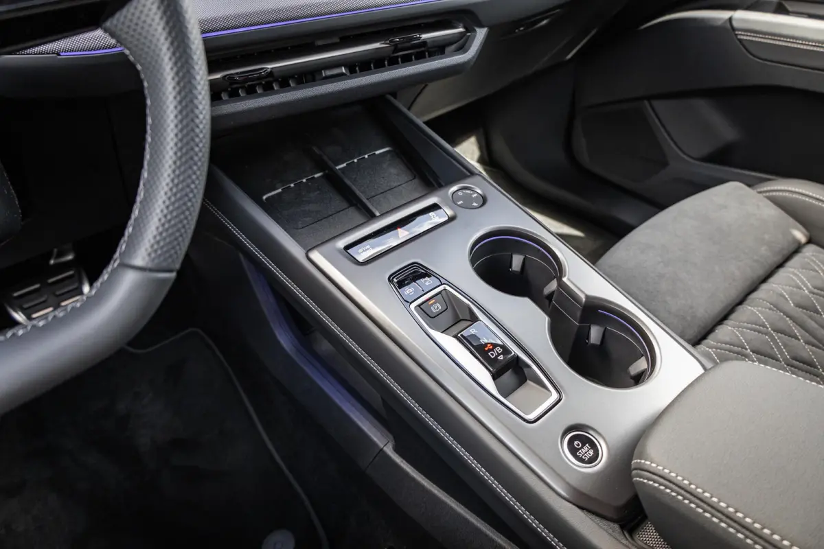 S edition 340pk quattro performance 82 kWh | Panoramadak | Head-up | S-Line Interieur