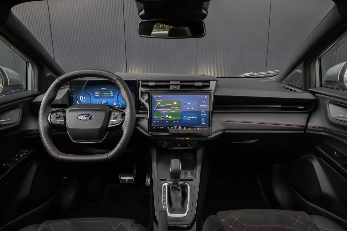 1.0 EcoBoost ST-Line X | Automaat | Nieuw model | Panoramdak | 360-camera | ELec. achtreklep | Full LED | B&O Audio | Dodehoek detectie