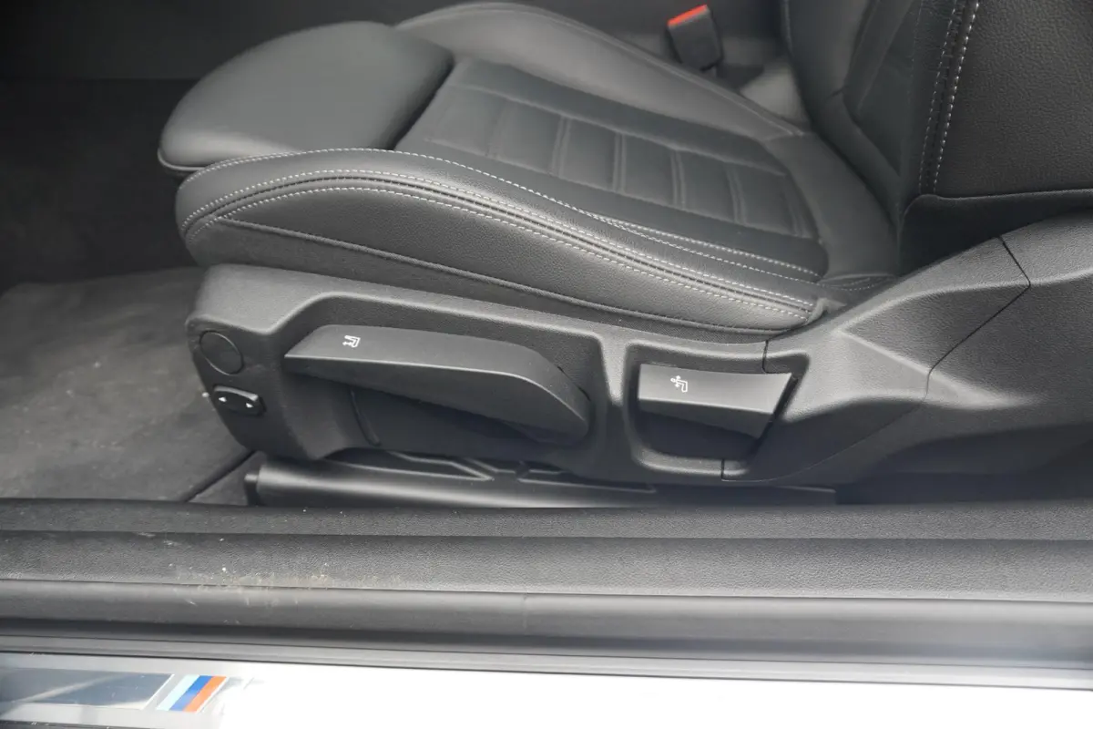 430i High Executive | M Sportpakket | 19" | Hi-Fi | Stoelverwarming |