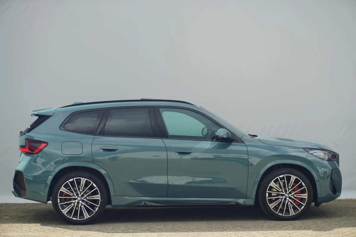 xDrive25e M Sportpakket Pro | Comfort Pack | Innovation Pack | Travel Pack |