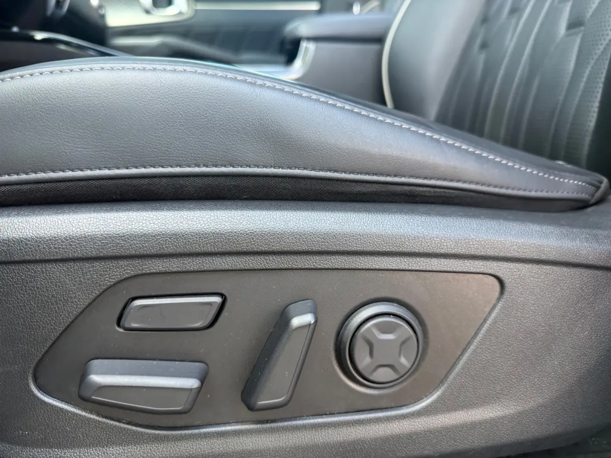 1.6 T-GDI Hybrid 2WD ExecutiveLine 7p. - Automaat - Leder - Panoramadak- Navi - Org.NL