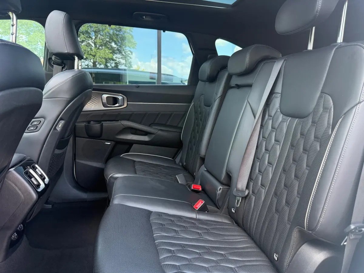 1.6 T-GDI Hybrid 2WD ExecutiveLine 7p. - Automaat - Leder - Panoramadak- Navi - Org.NL