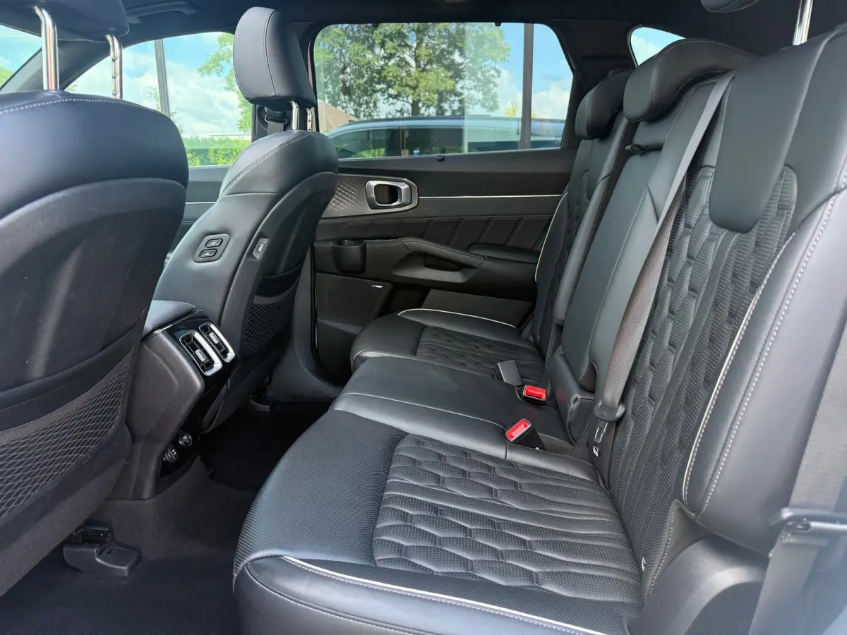 1.6 T-GDI Hybrid 2WD ExecutiveLine 7p. - Automaat - Leder - Panoramadak- Navi - Org.NL