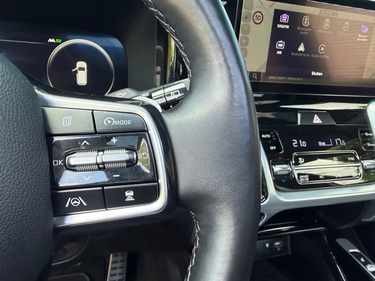 1.6 T-GDI Hybrid 2WD ExecutiveLine 7p. - Automaat - Leder - Panoramadak- Navi - Org.NL