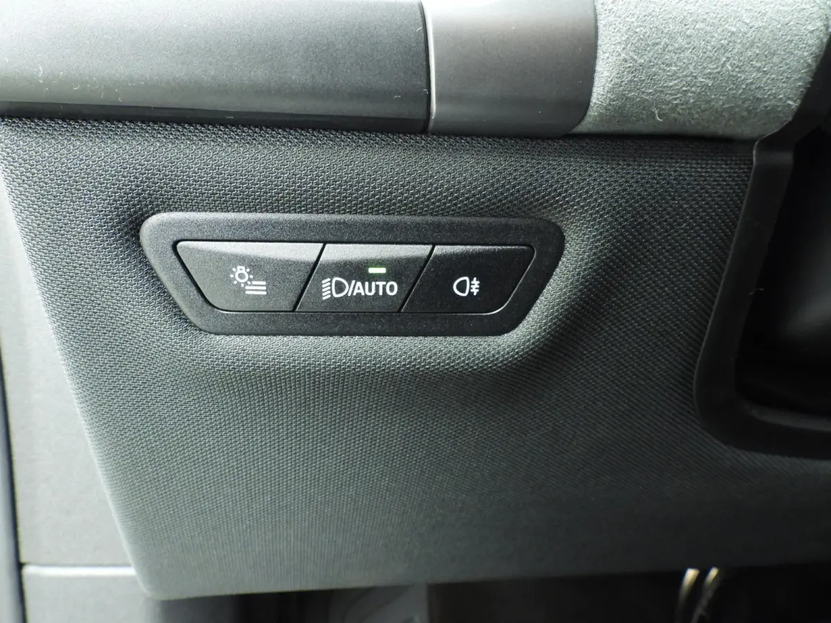 xDrive45 | M-Sportpakket | LED | HUD | Active cruise | Trekhaak | Keyles go | DAB | Harman-kardon sound | Alu 23 inch