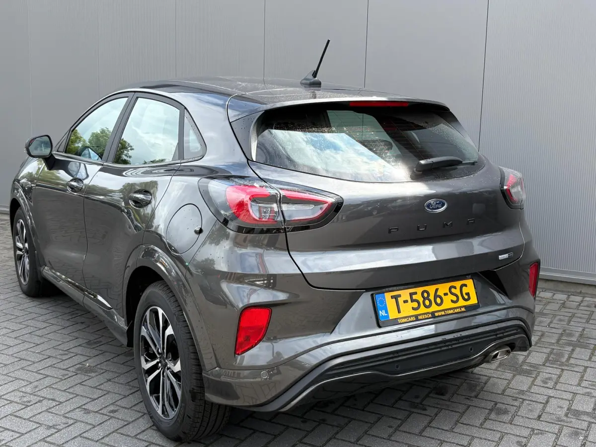 125PK EcoB. ST-Line Navigatie/Parkeerhulp/Stoel-stuurverwarming/Elektr.-klep
