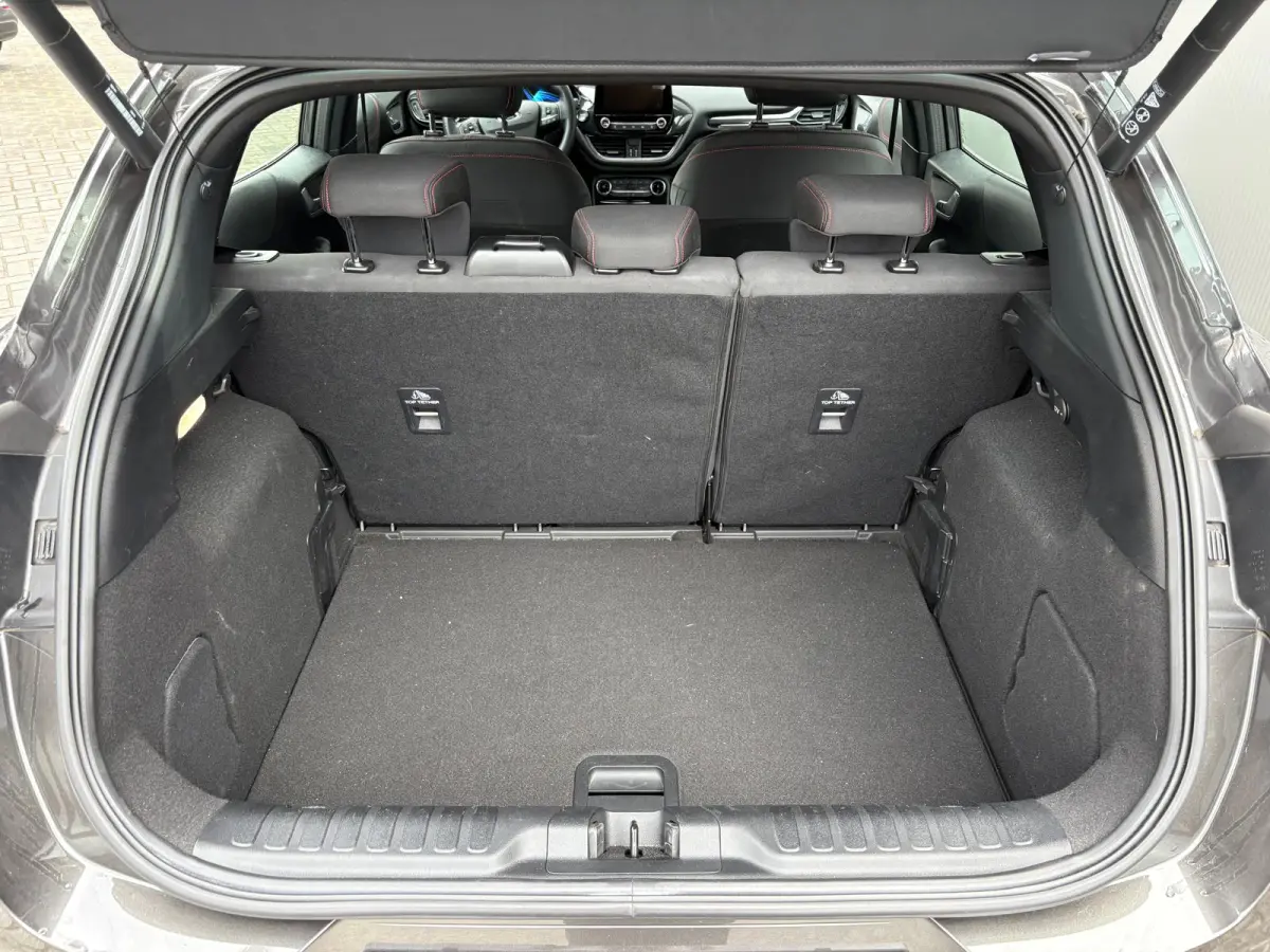 125PK EcoB. ST-Line Navigatie/Parkeerhulp/Stoel-stuurverwarming/Elektr.-klep