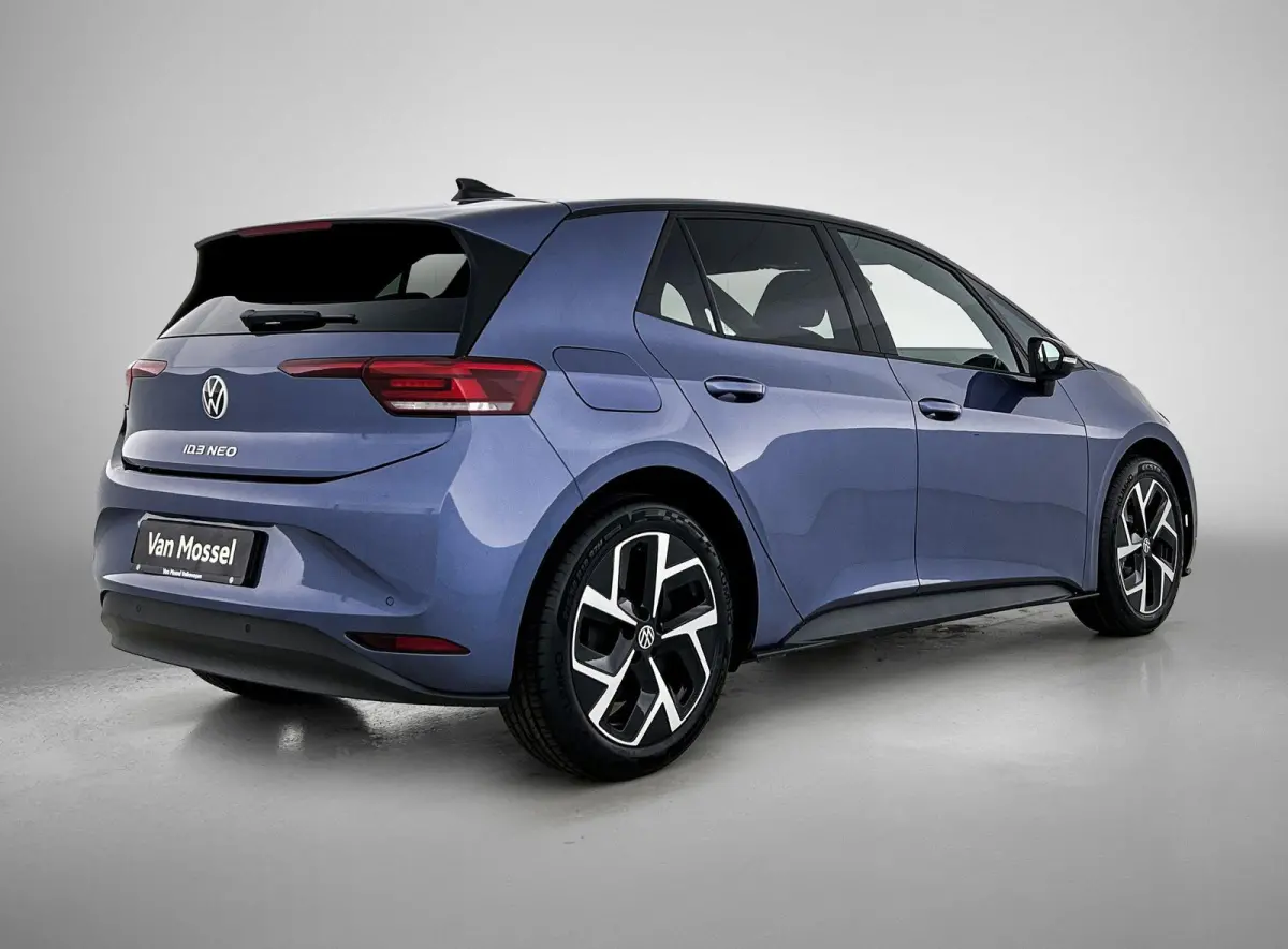 Life 50 kWh 170 PK | Steunhaak | Navigatie | Apple Carplay draadloos | Stoelverwarming | Ruiten getint | 19" Lichtmetalen velgen | Android Auto draadloss | LED verlichting | Camera | Climate