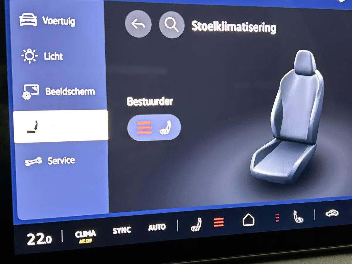 Life 50 kWh 170 PK | Steunhaak | Navigatie | Apple Carplay draadloos | Stoelverwarming | Ruiten getint | 19" Lichtmetalen velgen | Android Auto draadloss | LED verlichting | Camera | Climate