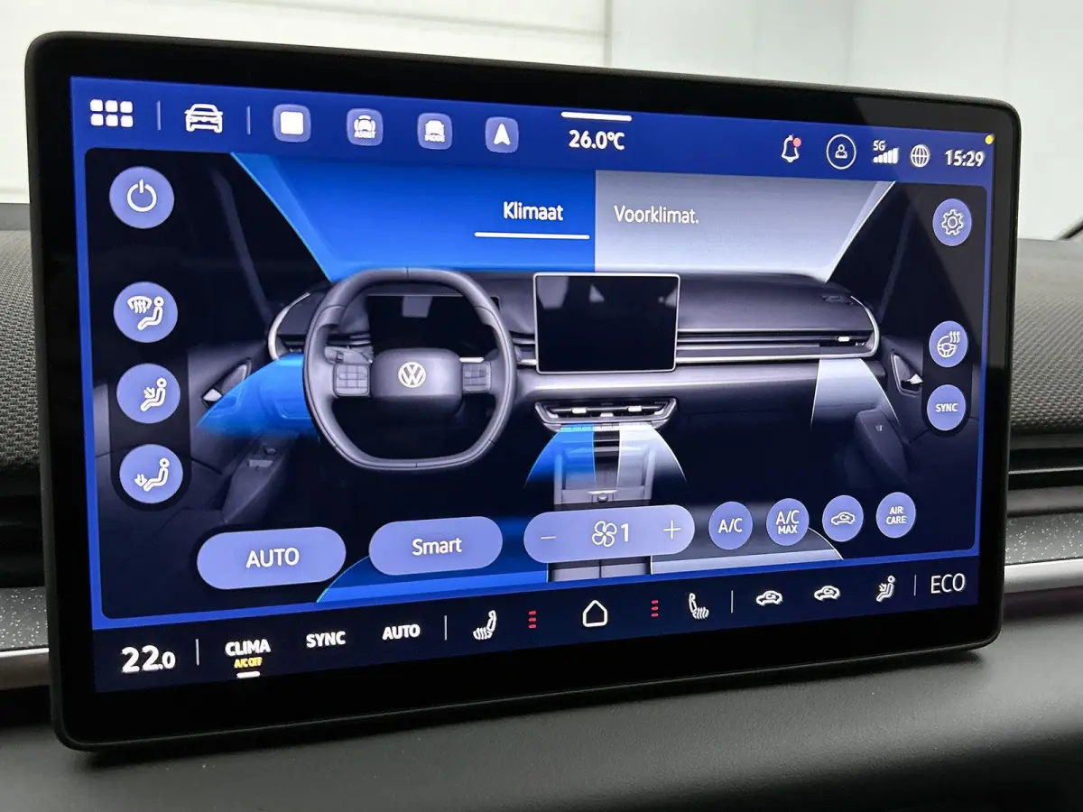 Life 50 kWh 170 PK | Steunhaak | Navigatie | Apple Carplay draadloos | Stoelverwarming | Ruiten getint | 19" Lichtmetalen velgen | Android Auto draadloss | LED verlichting | Camera | Climate