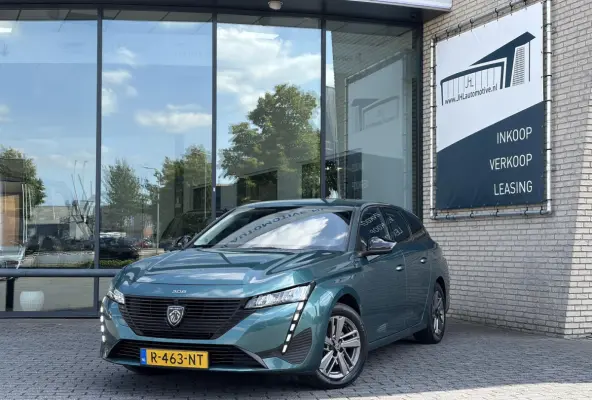 1.2*NAVi*CRUISE*ECC*HAAK*CARPLAY*