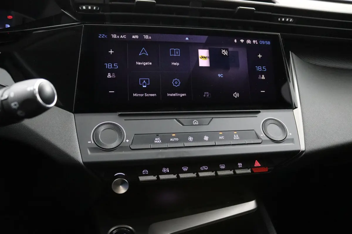 1.2*NAVi*CRUISE*ECC*HAAK*CARPLAY*