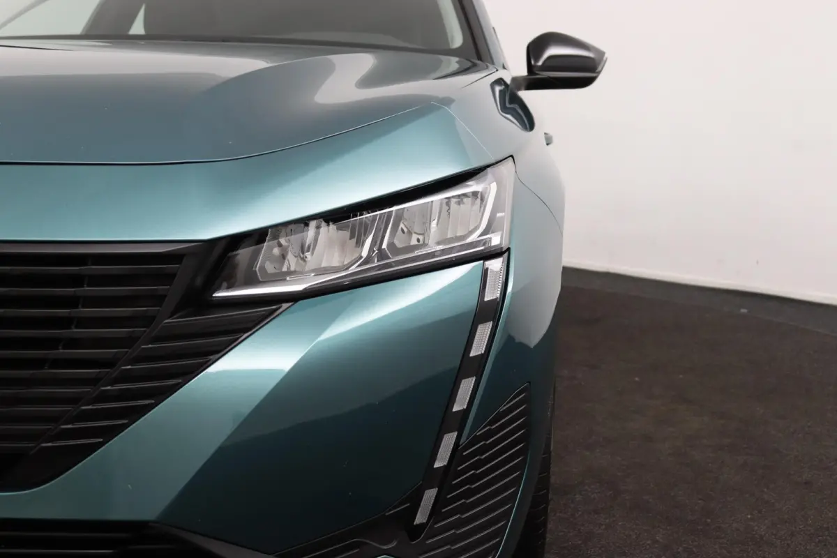 1.2*NAVi*CRUISE*ECC*HAAK*CARPLAY*