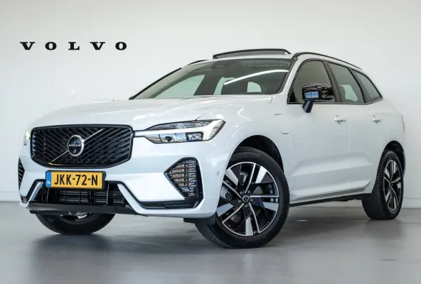 T6 350PK AWD Plus | Pano-dak | 360° | Head Up Display | Trekhaak | All season