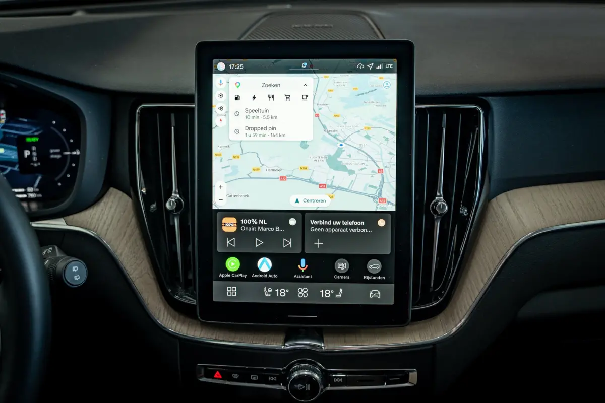 T6 350PK AWD Plus | Pano-dak | 360° | Head Up Display | Trekhaak | All season