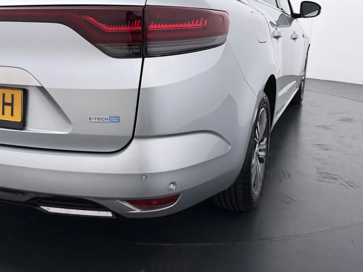 Plug-in Hybrid 160 Intens | SoH 76% | Parkeercamera | Head-Up |